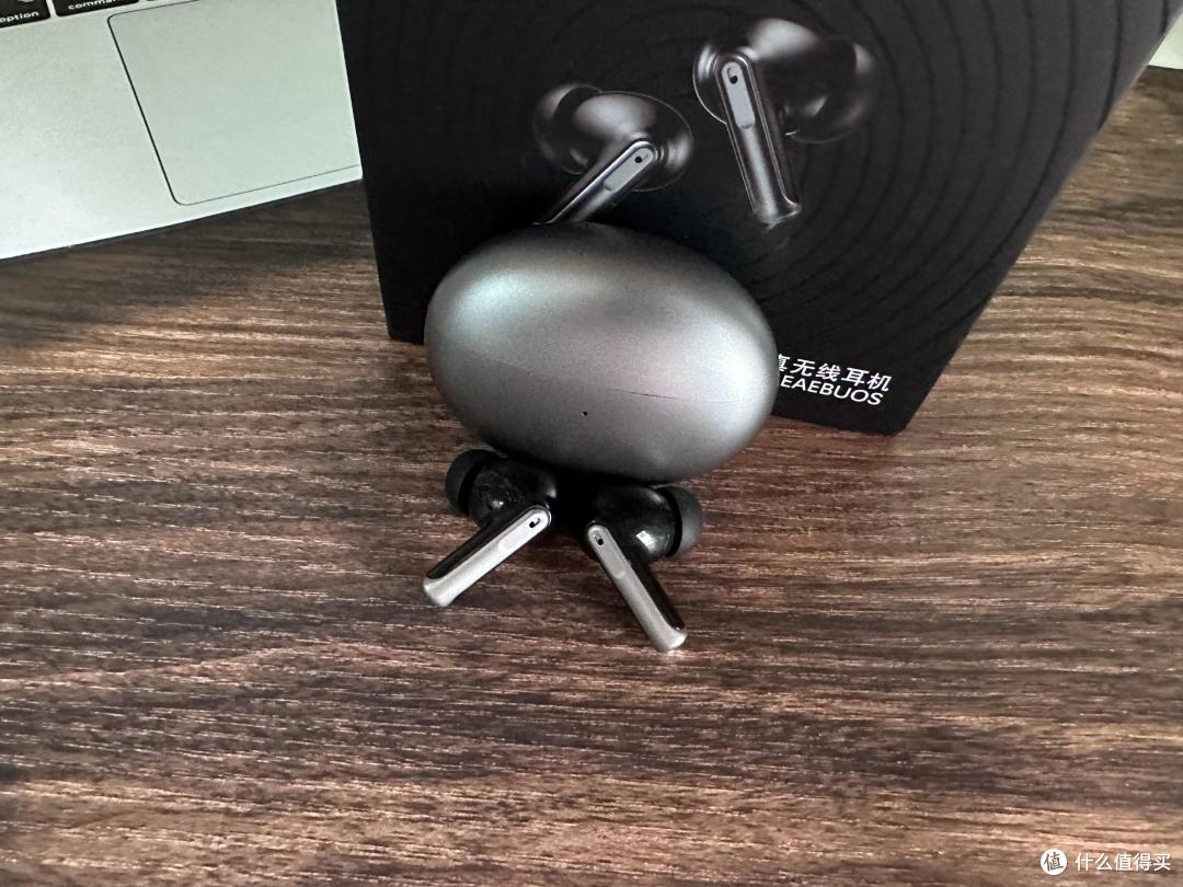 京奢RS10 PRO:音乐的黄金仰角,降噪的魔法之音