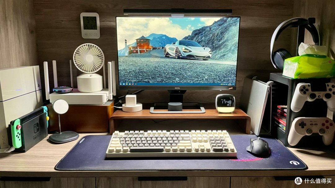 这是买PS5之前的形态，PC和PS4以及Switch3个HDMI接入同一个显示器
