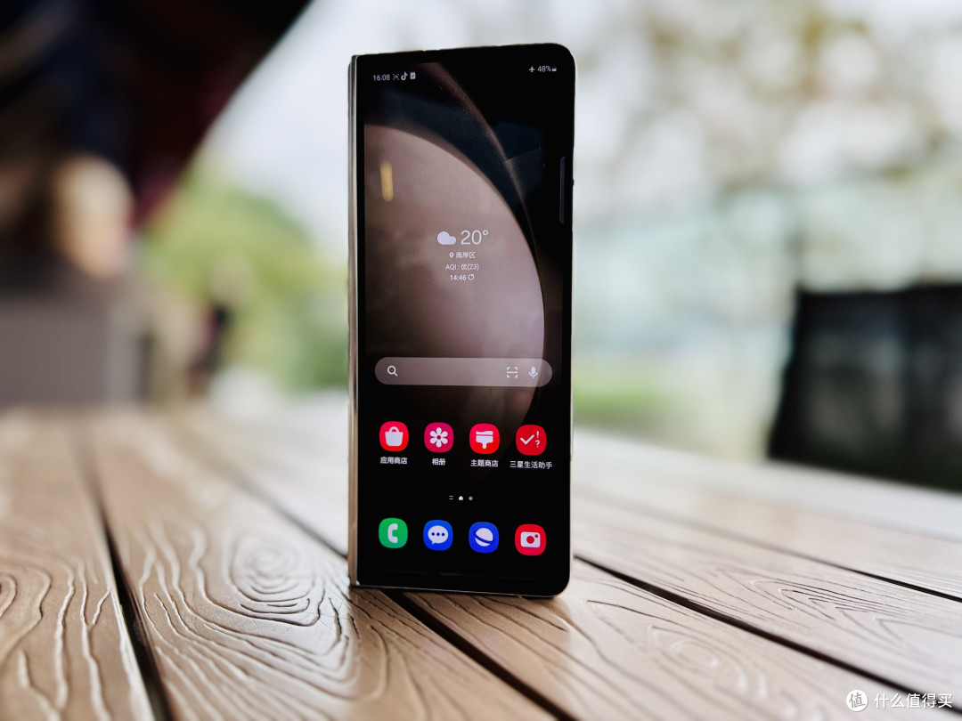 十年老果粉眼中的Galaxy Z Fold5：三星给了我一点小小的科技震撼