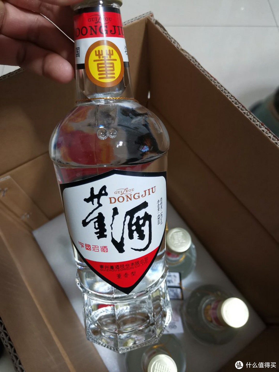 中老年买酒别犹豫！这5款白酒性价比高，口感粮食香，好喝又不贵