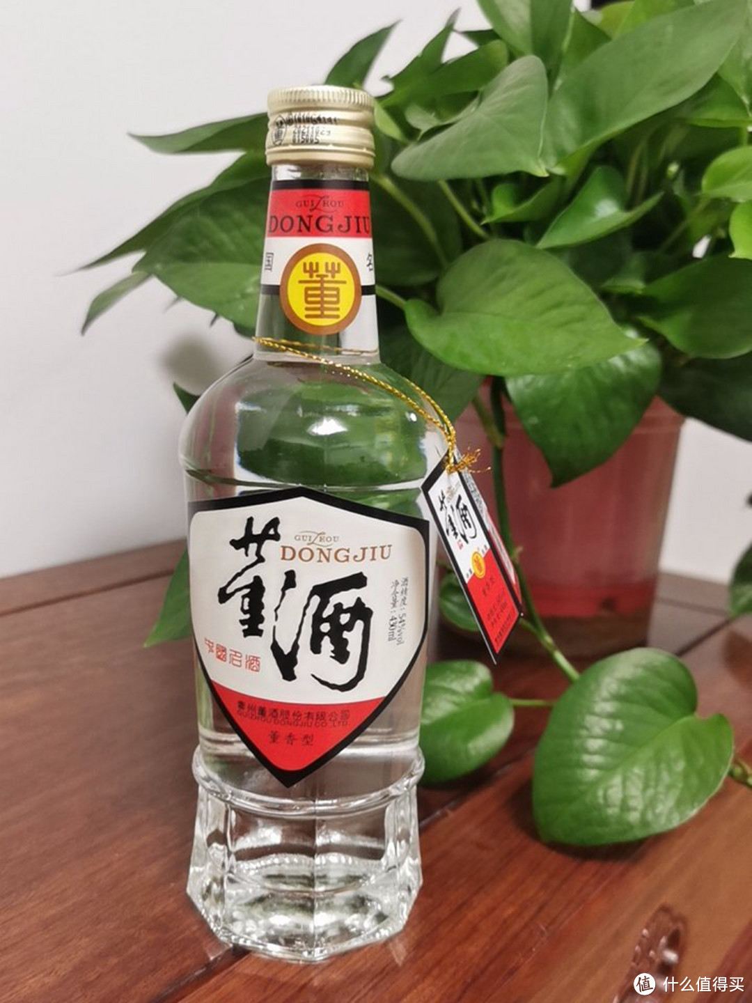 中老年买酒别犹豫！这5款白酒性价比高，口感粮食香，好喝又不贵