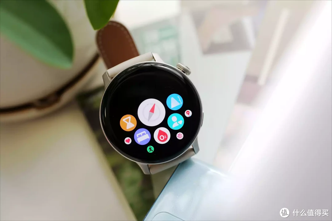 vivo WATCH 3 首发开箱：创新表托更换设计，健康通话引领智能手表新潮流