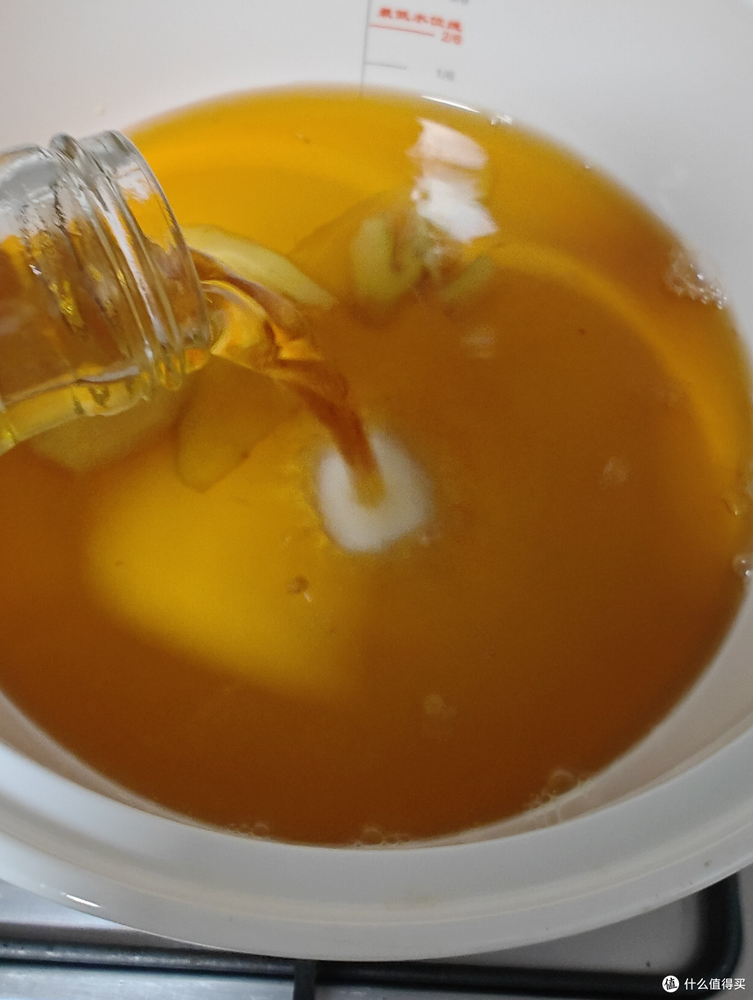 换个方式喝黄酒,加上姜片煮一煮