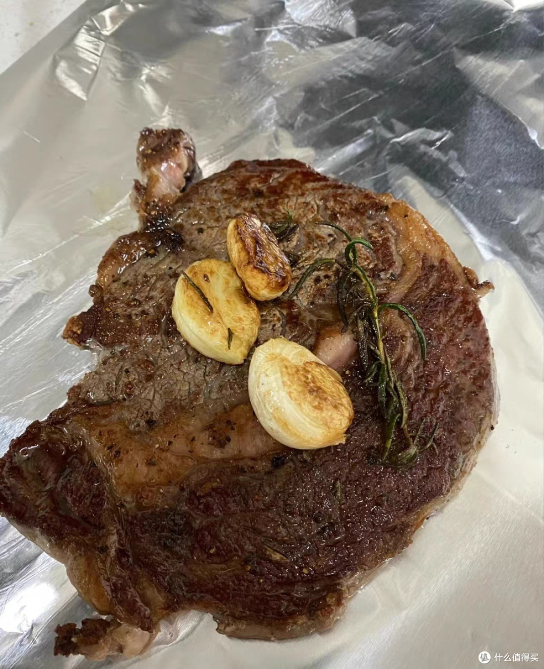 买点牛排放着