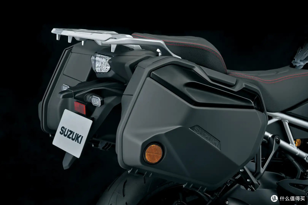 2024 Suzuki GSX-S1000 GX+
