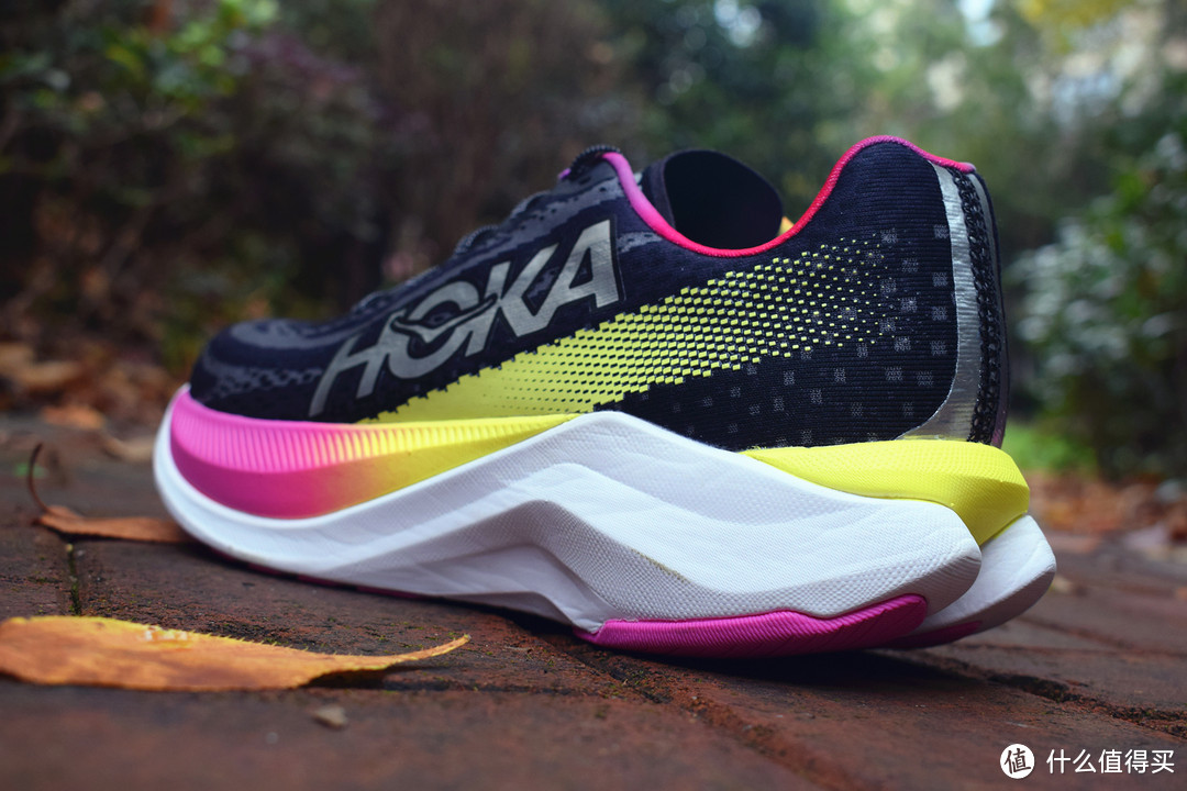 上马战靴，HOKA ONE ONE MACH X跑鞋的开箱