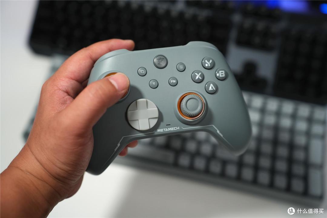 179元 支持多设备 双霍尔多模无线游戏手柄玄派玄机星使用体验