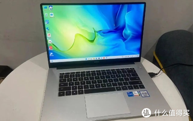 华为MateBook D15笔记本值得入手吗？使用评测：智慧语音输入，高效办公