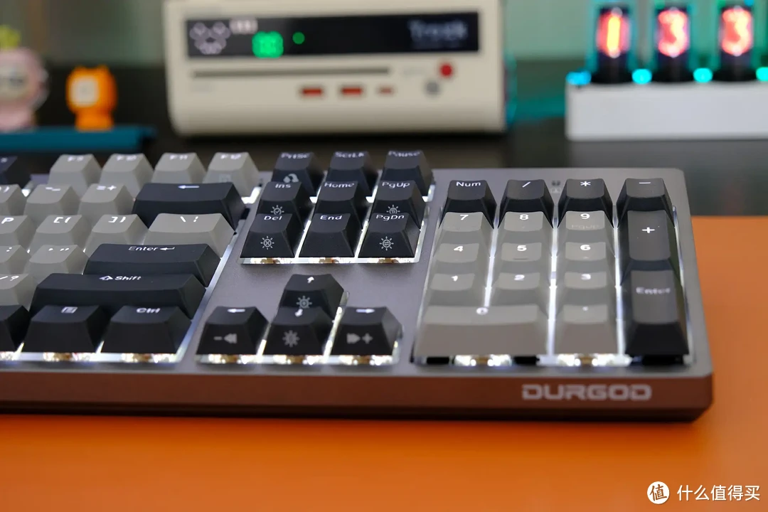 打造出色游戏和打字体验，杜伽K310 V2星光版机械键盘带你飞！