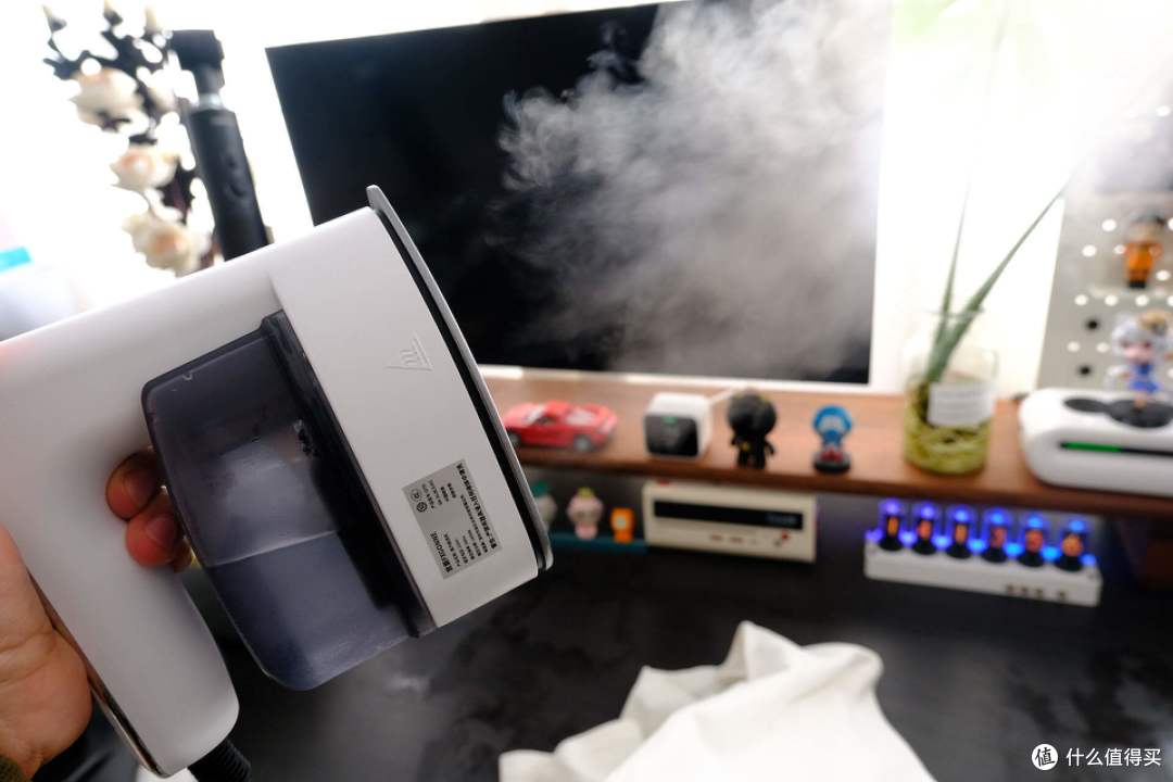 一款改变生活的不伤衣神器,宫菱GTO手持挂烫机让你告别繁琐熨衣!