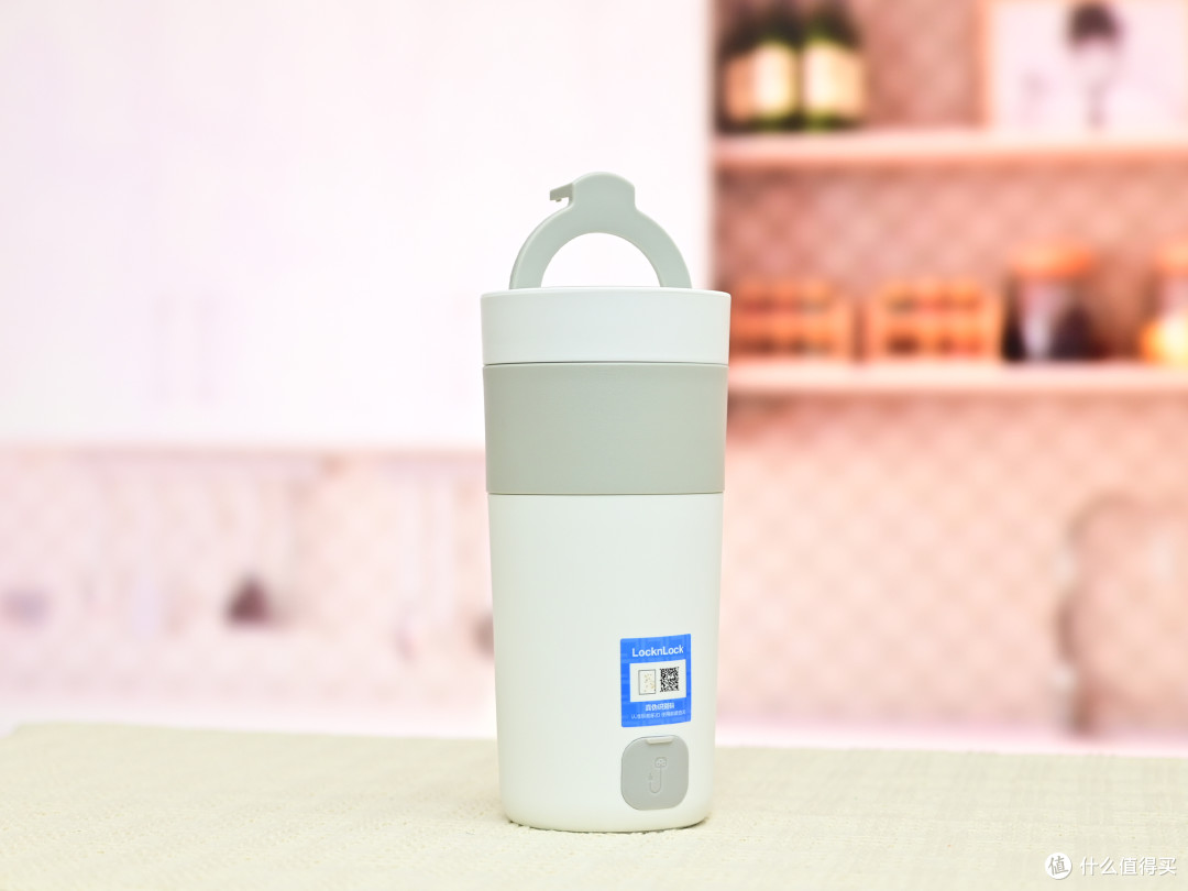 乐扣乐扣便携式电热水杯,让你随时随地畅享热水时代!