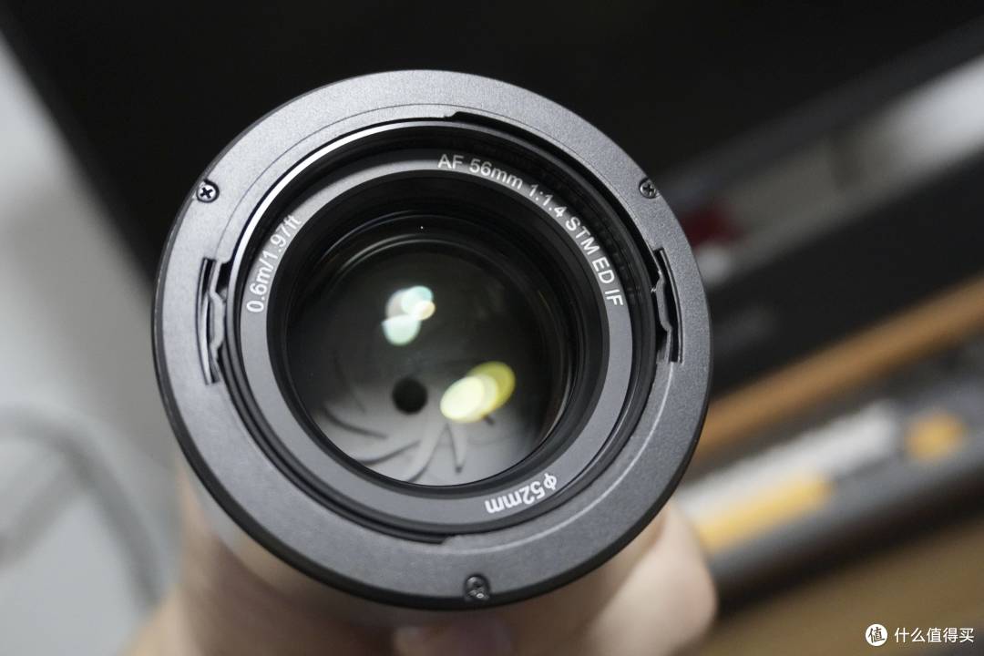 极致性价比 挂机、扫街完美 唯卓仕56mm定焦头体验 半画相机必买