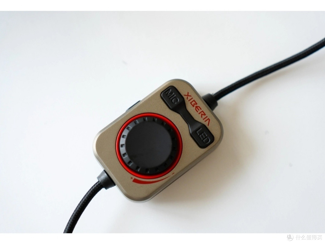 西伯利亚血蹄s21电竞耳机