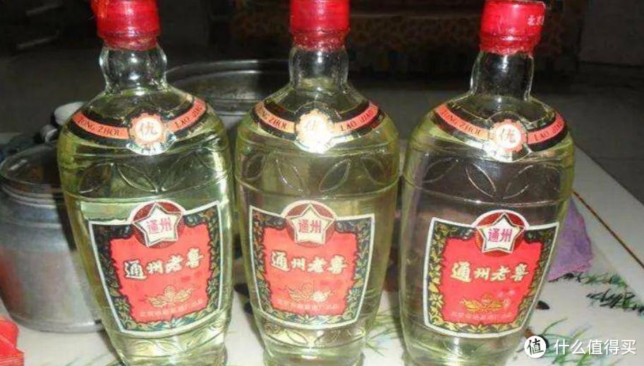 江苏一六旬大爷,喝酒30年,晒出"藏酒单"并直言:都