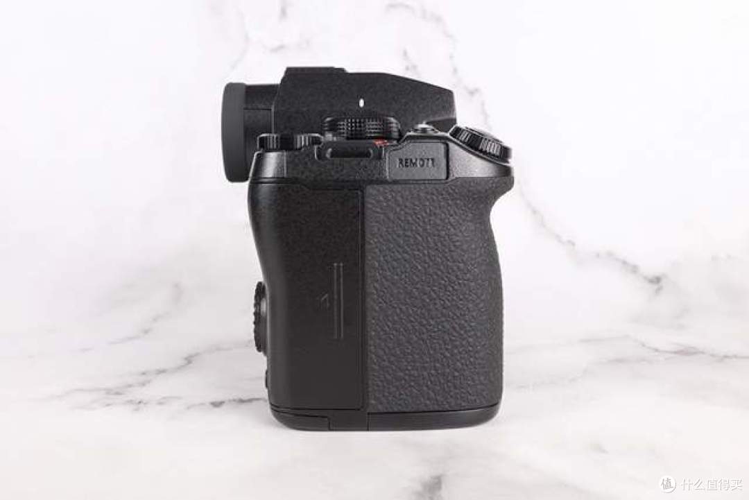 拍鸟新贵登场 松下LUMIX G9M2评测