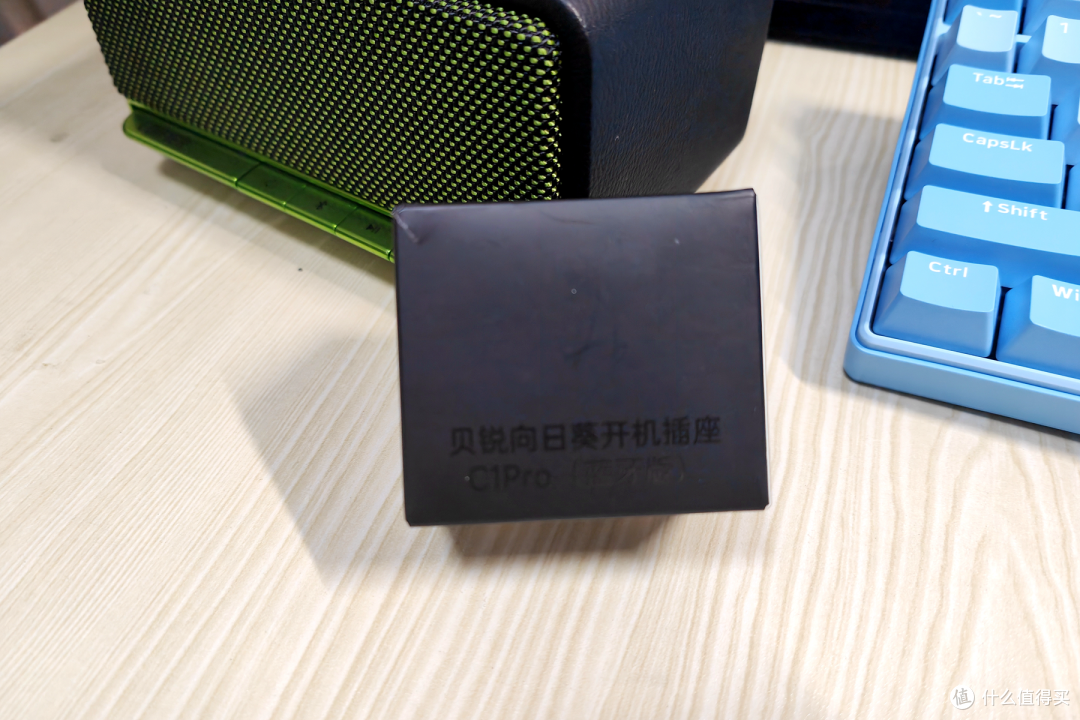 远程开机+远程控制同时搞定,几十块买的小玩意,功能这么强?
