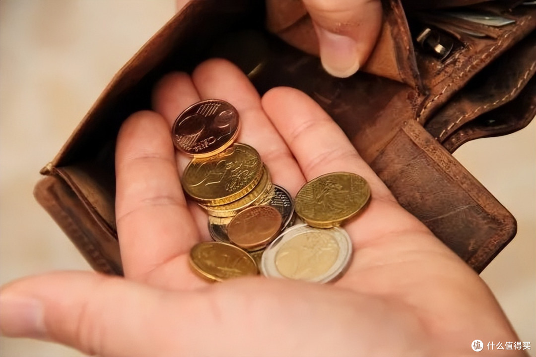 极简生活,让我存下巨款,总结慢慢变有钱的10个好习惯