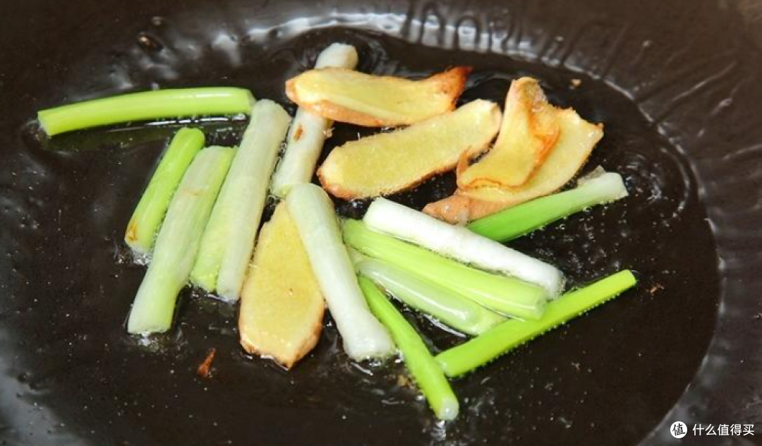 炒菜“爆香”3步骤完美提味不焦黑