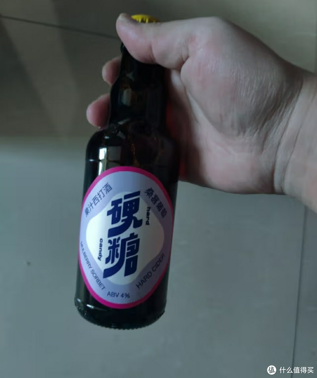 西打酒。酸甜均衡，满嘴花果香，躺平也要香香的