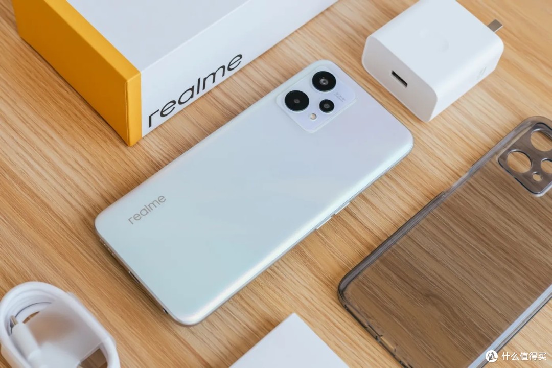 闪充越级,千元机新标杆——真我Q5(上)