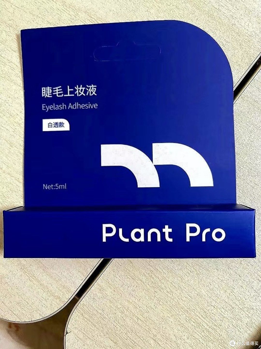 睫毛胶水