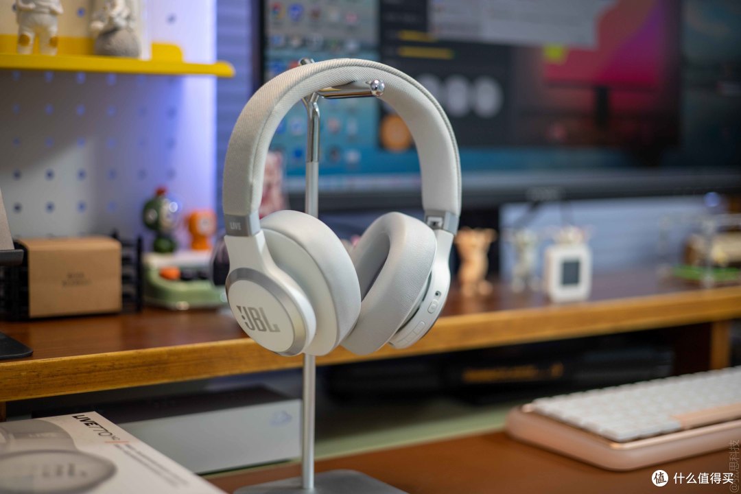 体验传奇音质，感受JBL Live 770NC的独特调教