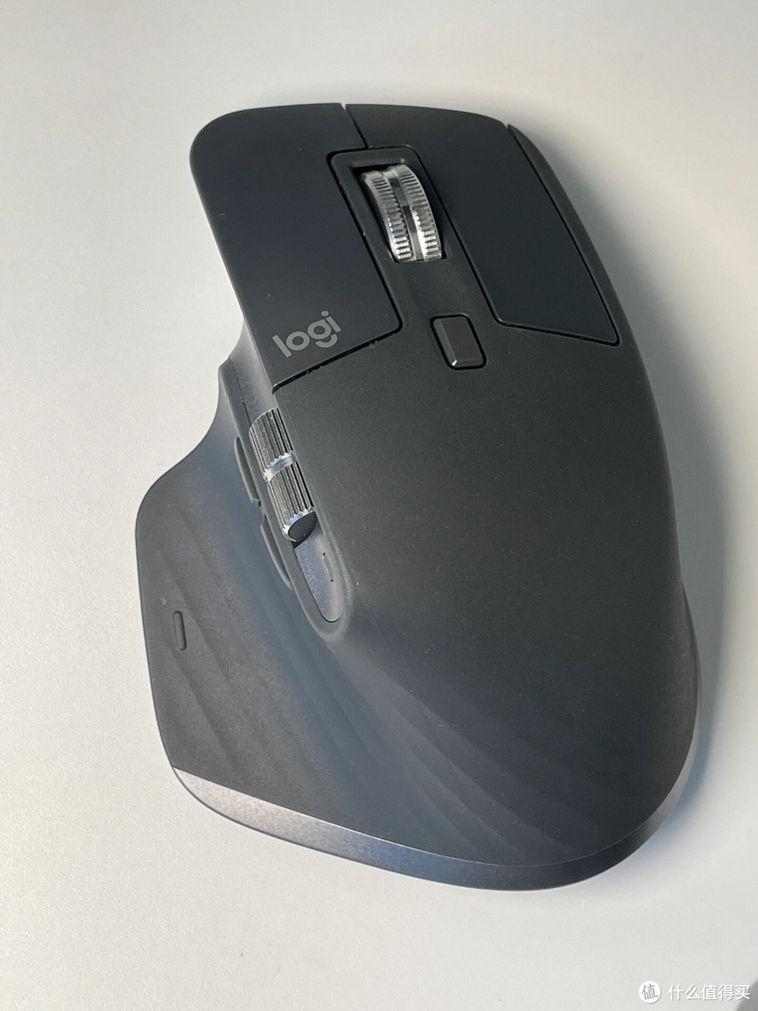 罗技MX Master 3S鼠标与MX Keys键盘使用体验分享 在科技日新月异