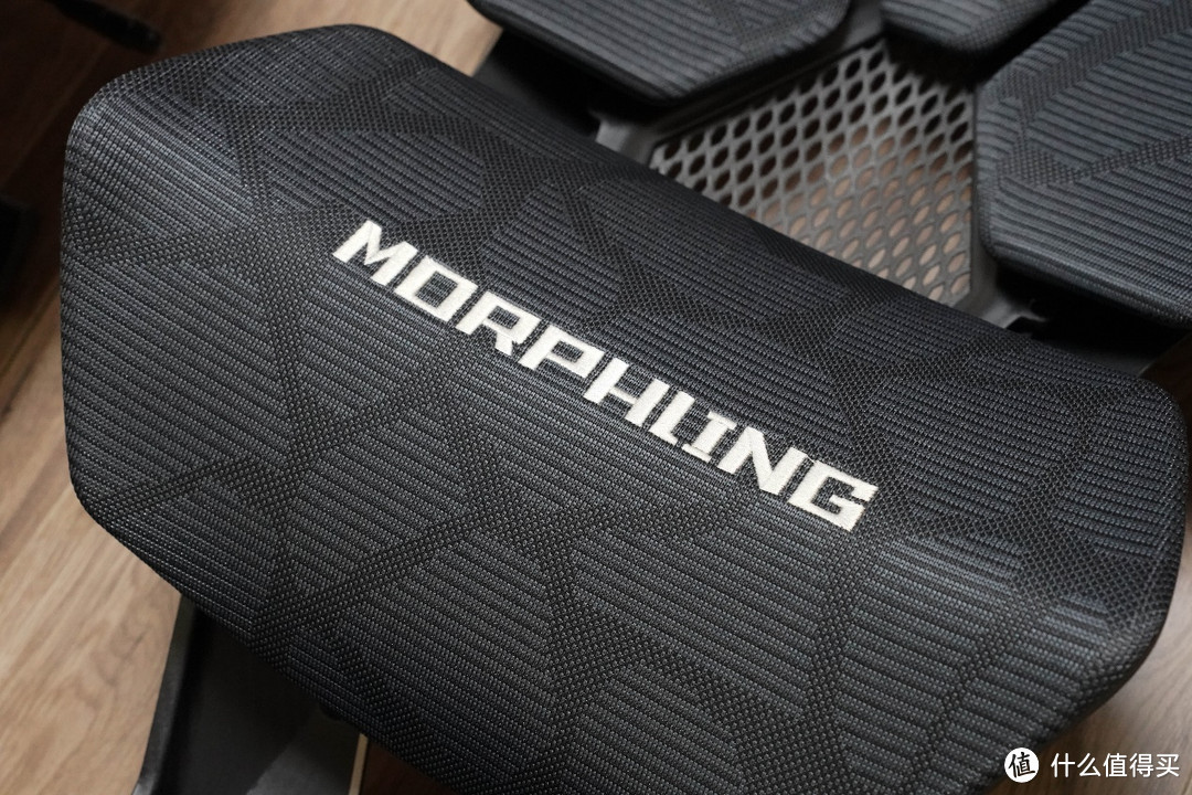 工学+电竞的双重产物，Morphling变体精灵灵透系列M502评测