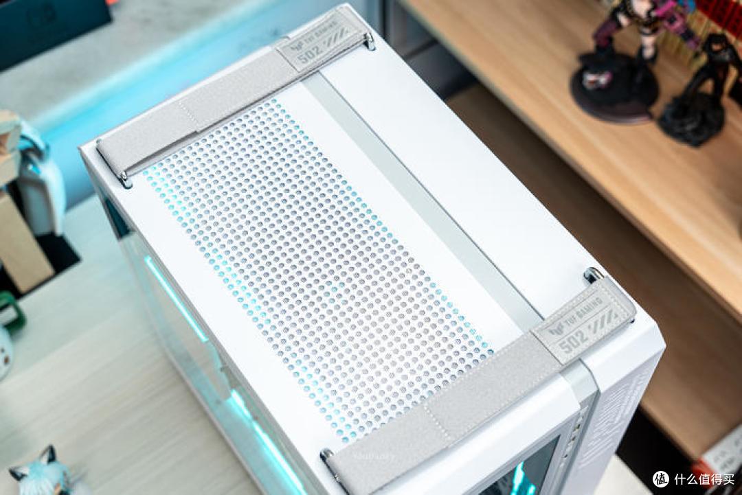 华硕背置BTF2.0——天选B760-BTF+天选4070-BTF+弹药库GT502BTF背置版装机分享