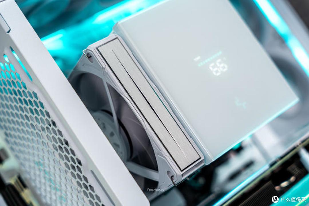 华硕背置BTF2.0——天选B760-BTF+天选4070-BTF+弹药库GT502BTF背置版装机分享