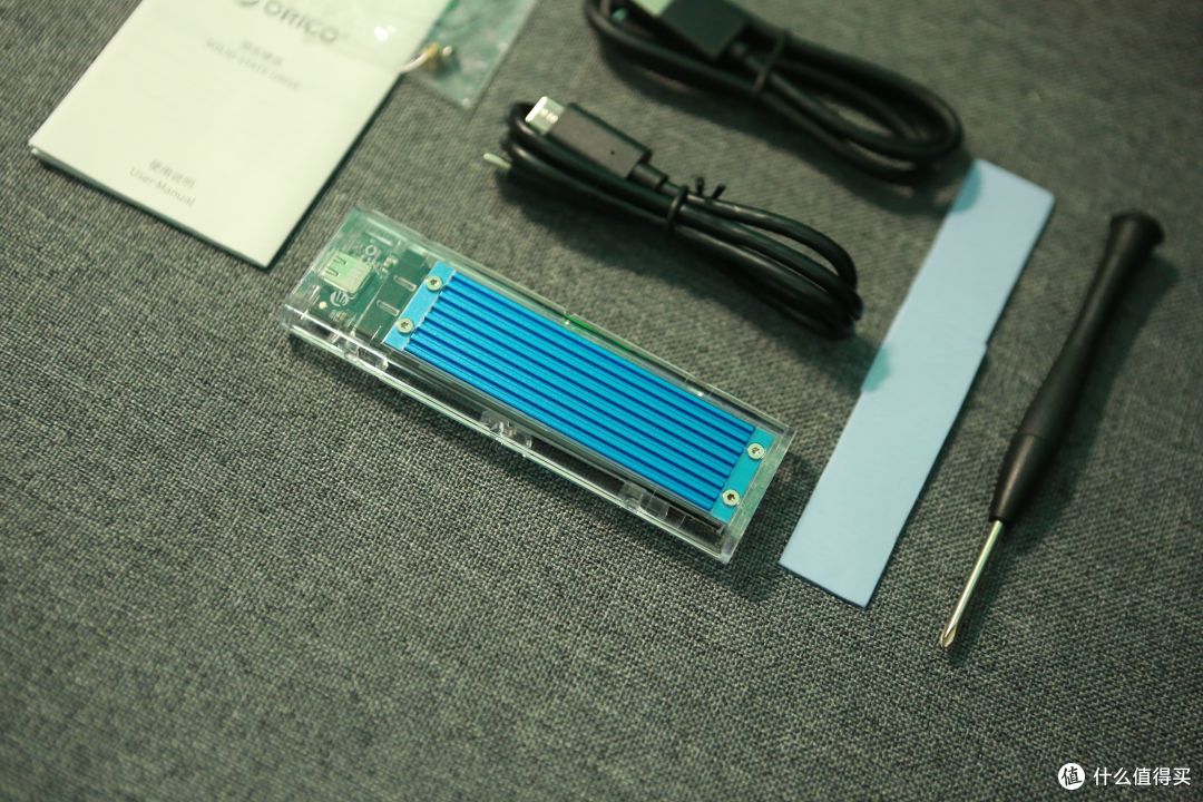 DIY移动办公固态硬盘，充其量就是把M.2 SSD装进硬盘盒的操作，奥睿科 M.2 SSD J-10装机体验