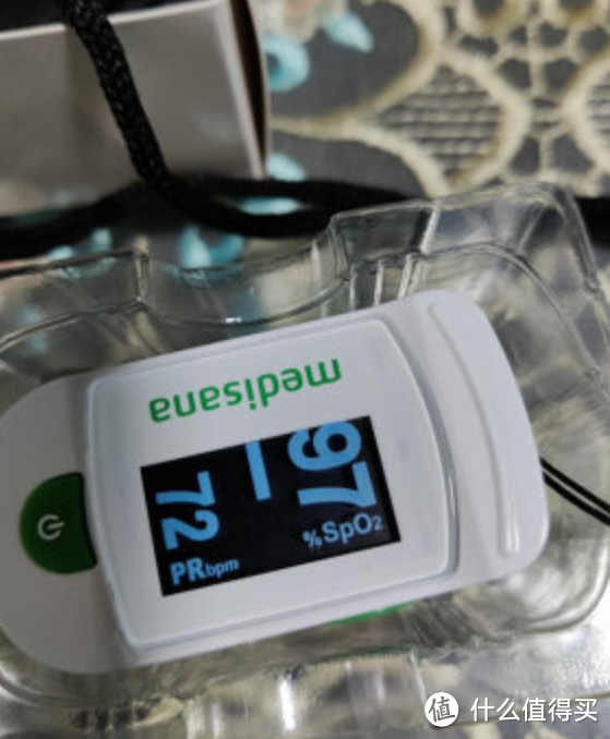 德国血氧仪指夹式--家用心率血氧饱和度监测仪