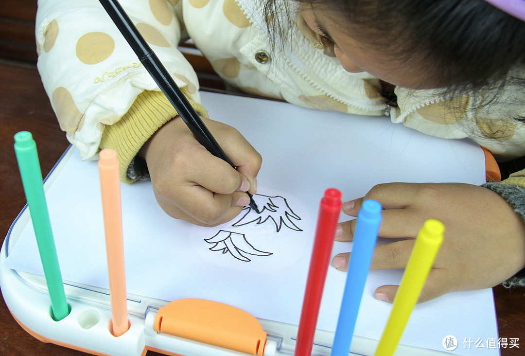 科技点亮绘画梦想，学优马儿童智能投影画板，儿童绘画好帮手