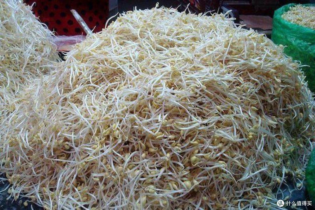 市场卖豆芽,一种上生长素,一种没有生长素,哪种好吃?