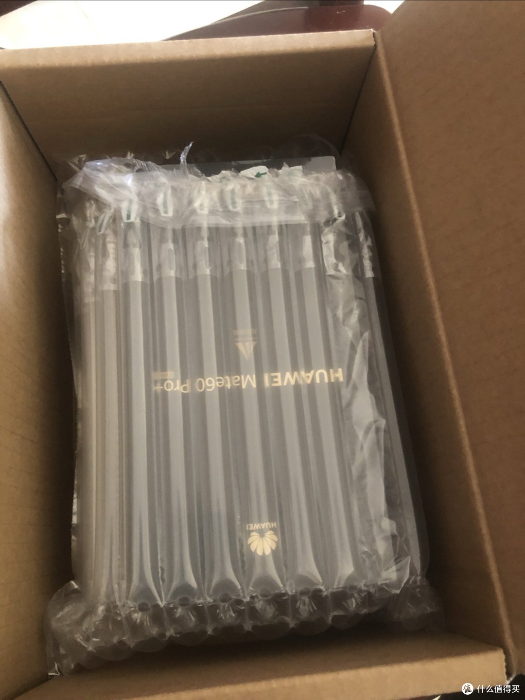 遥遥领先已经在手!双十一抢到的华为Mate 60 Pro+,提前一个月发货了!