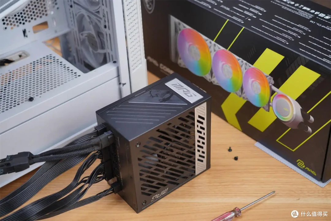 创新控制器技术+美光176层3D NAND,英睿达P5 Plus强势来袭
