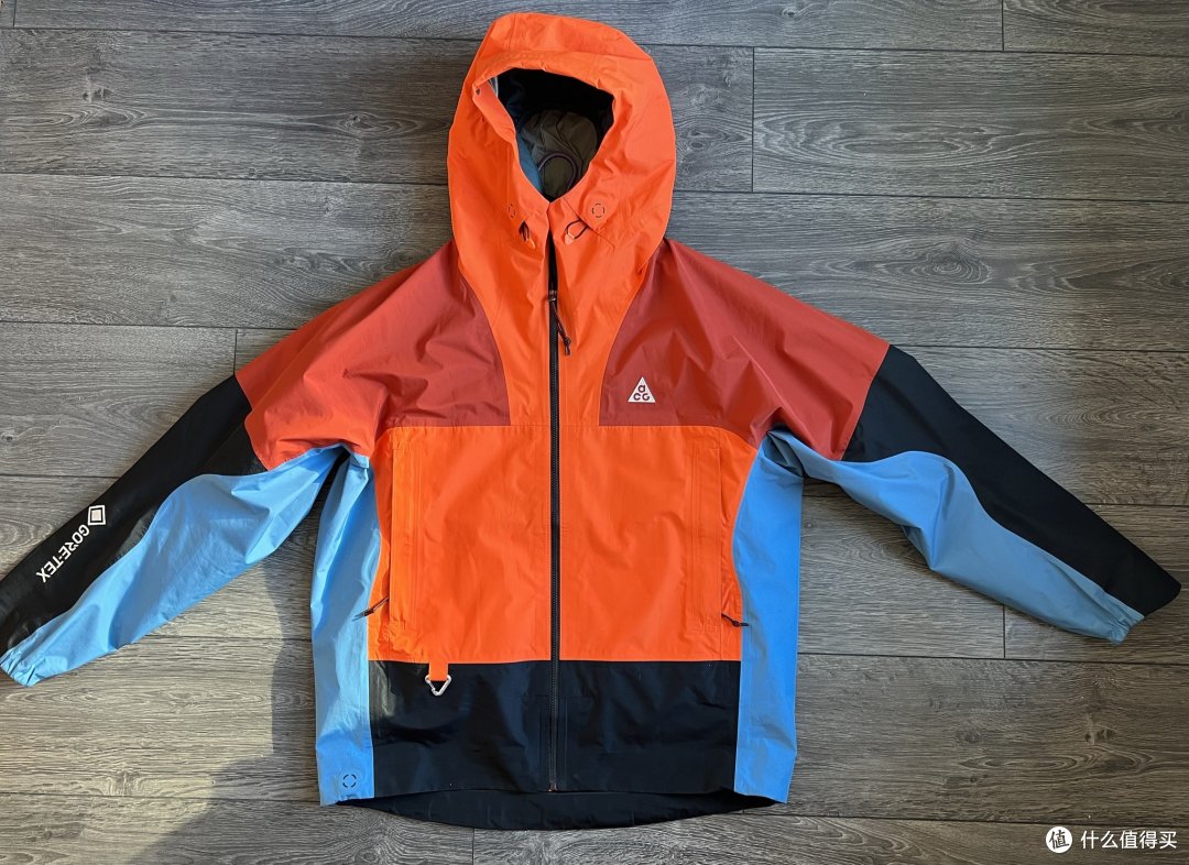 细节不同nikeacg两款冲锋衣差异在哪