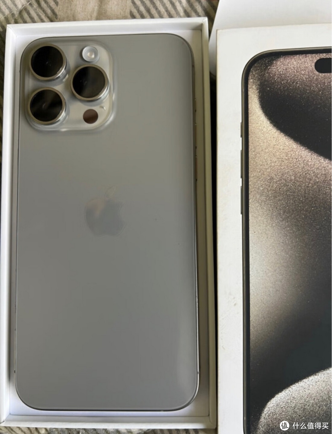 iPhone 15 Pro Max上手： 中规中矩的一次升级