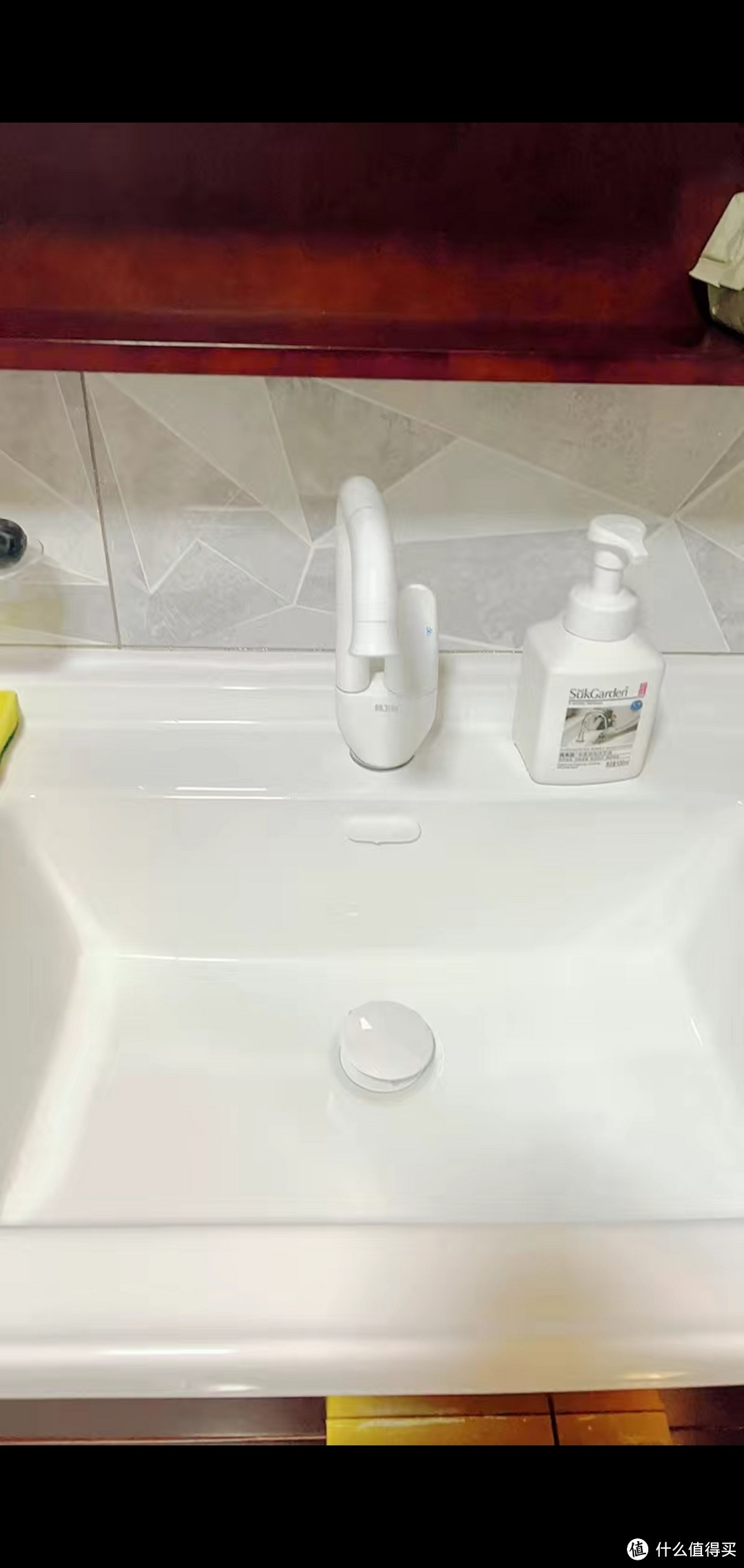 蜂卫浴全铜旋转冷热枪灰水龙头:黄铜铸造,健康用水,尽显高级感
