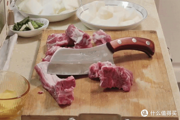 厨男做饭好帮手,在家也能剁骨头:途耐砍骨刀