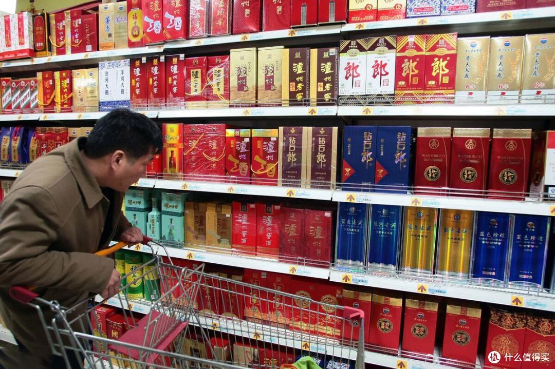 超市4大便宜酒导购不爱推行家遇到整箱买你喝过吗