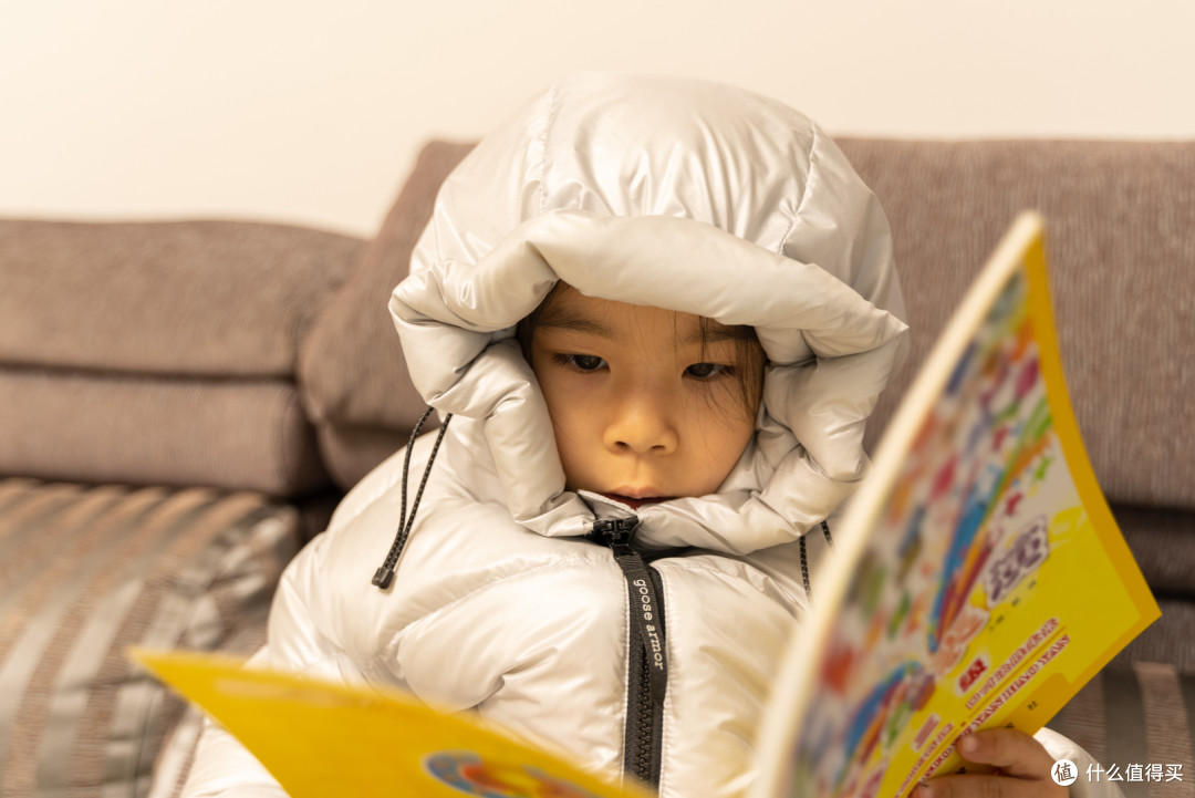时尚漂亮又保温防雨,易穿易收纳宝宝最爱的天石鹅铠甲羽绒服