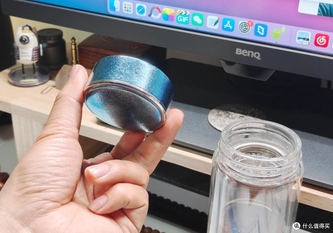 纯钛杯盖高透双层隔热设计:希诺双层抗菌玻璃杯分享