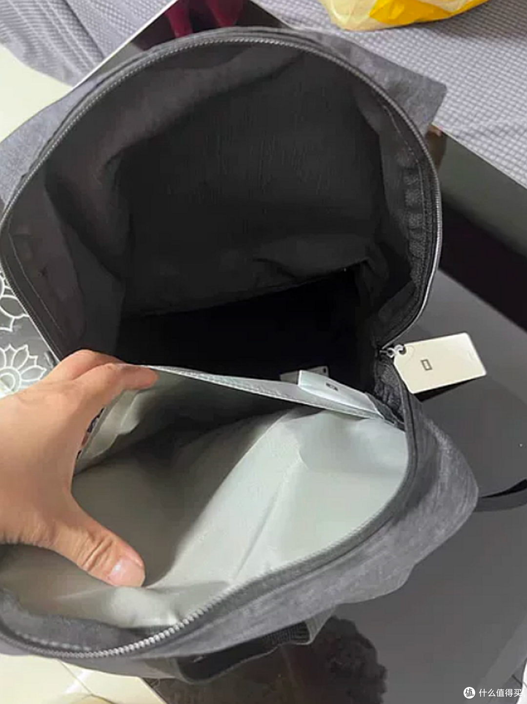 小米10L双肩包,小身材大肚量