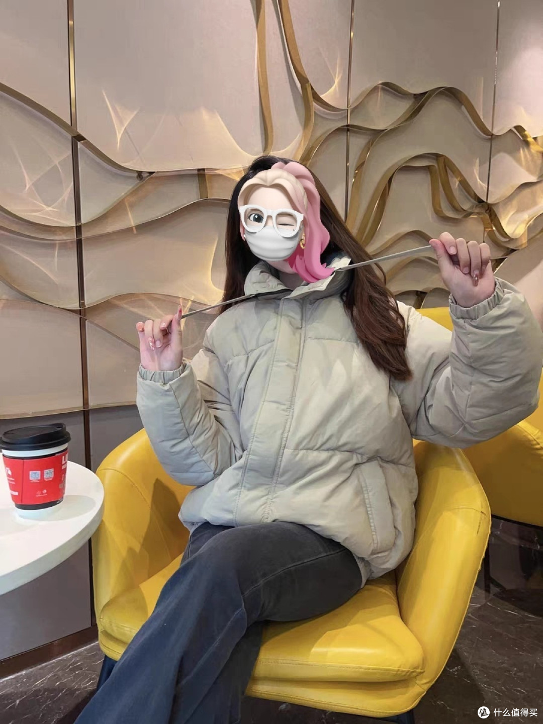 冬季如何选择一款时尚棉服，让你在冬季成为最美的风景线!