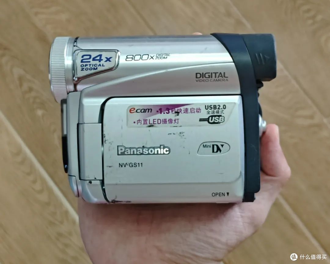 为什么消费级 dv 摄像机不该被淘汰?ft. 索尼 ax700   松下 x1500gk