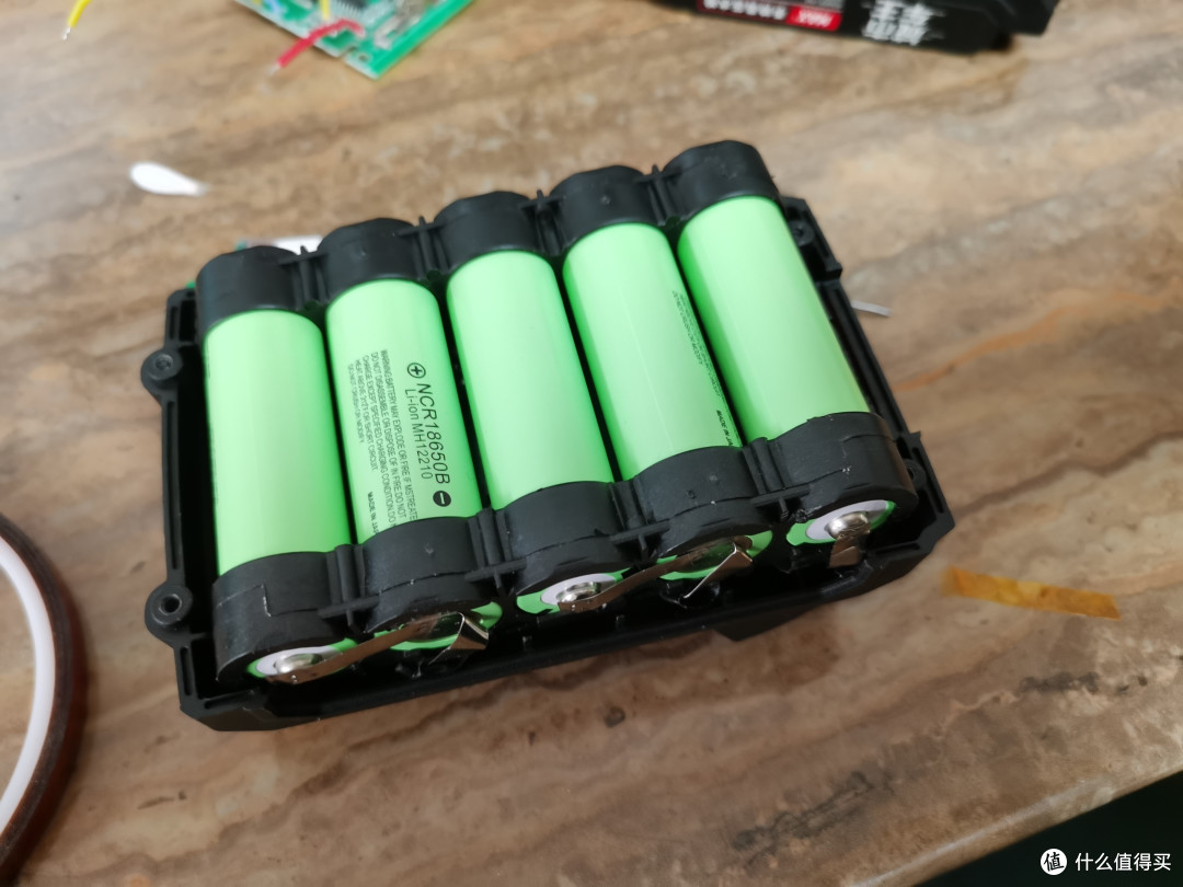 19元洗车枪爆改5节21v电池内部防漏水