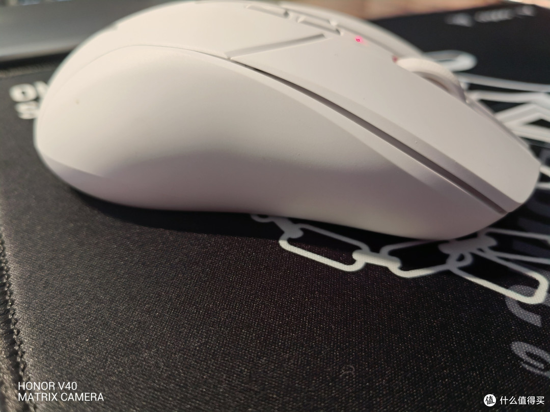 数码篇七雷柏rapoov300se无线游戏鼠标高性价比的游戏利器