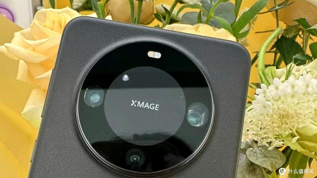再见了，苹果iPhone15！国产三大品牌旗舰机上市遭抢购：太香了