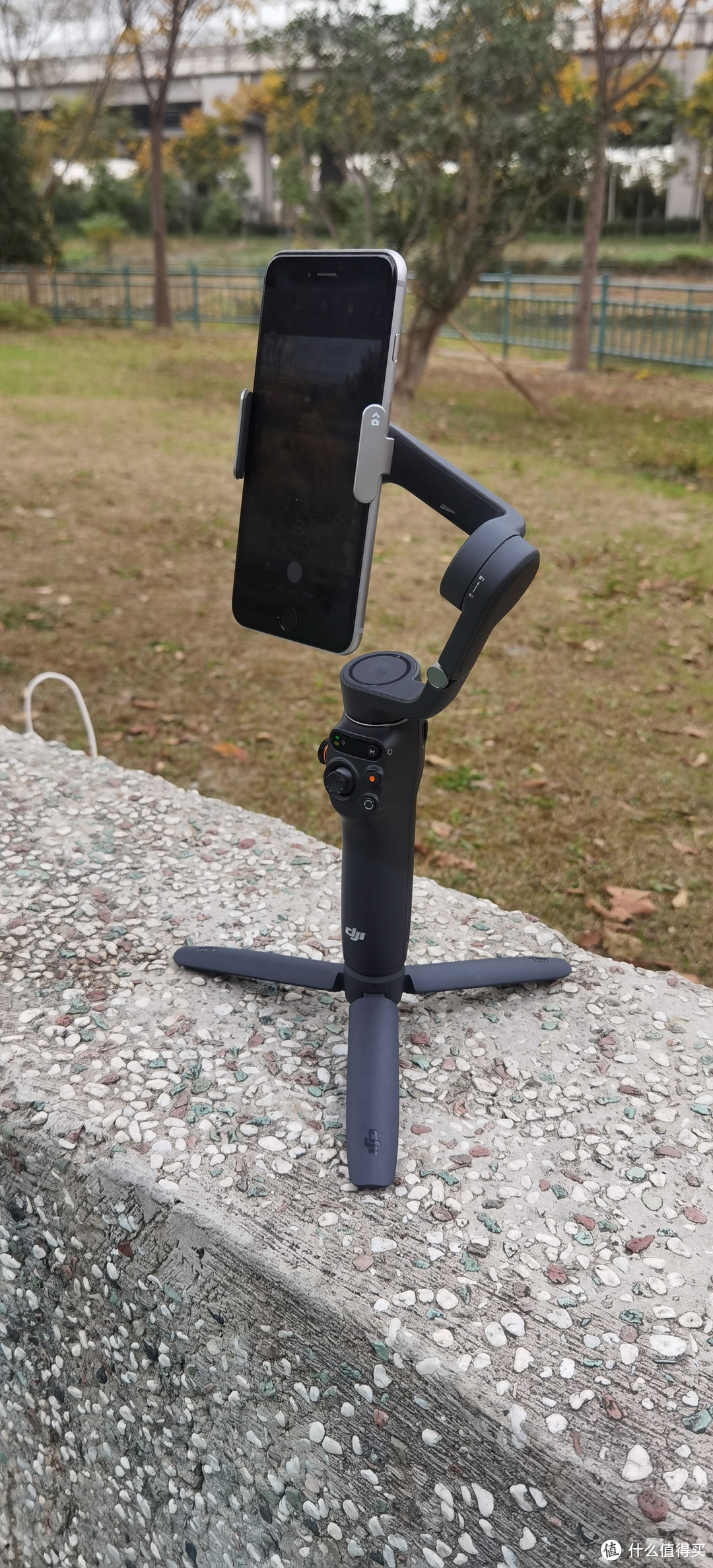 手持稳定器，你真的需要吗,大疆DJI Osmo Mobile 6上手使用体验